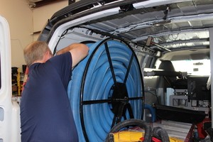 Water Damage Garland Technician Prepping Suction Hoses